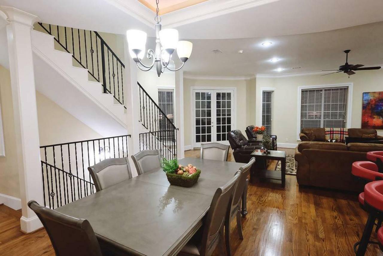 Downtown Museum District, Zoo, Parks, Nightlife! - Detering Apartment Houston Exterior photo