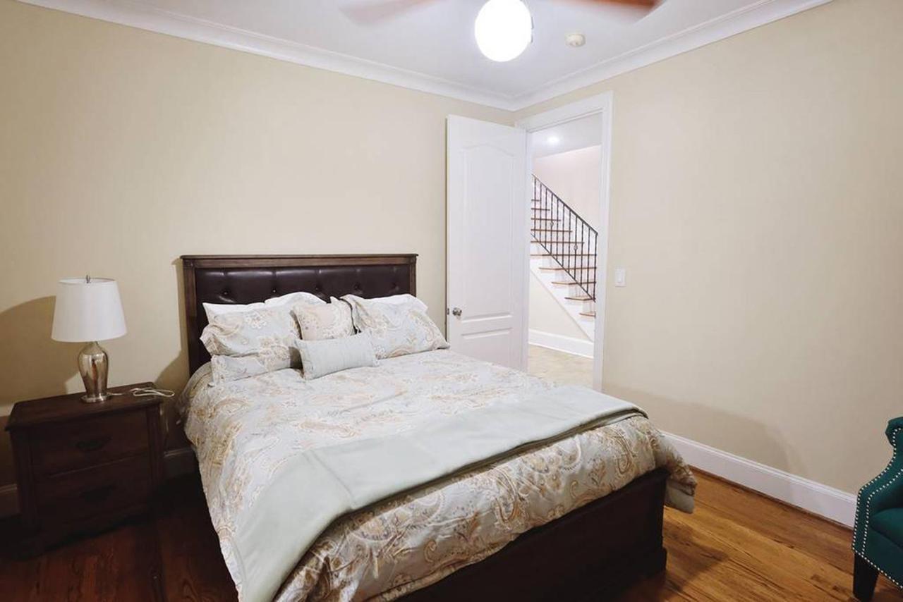 Downtown Museum District, Zoo, Parks, Nightlife! - Detering Apartment Houston Exterior photo